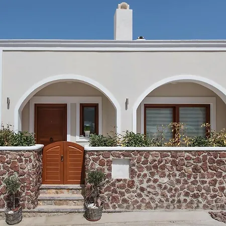 Modern 2-bed House In The Centre